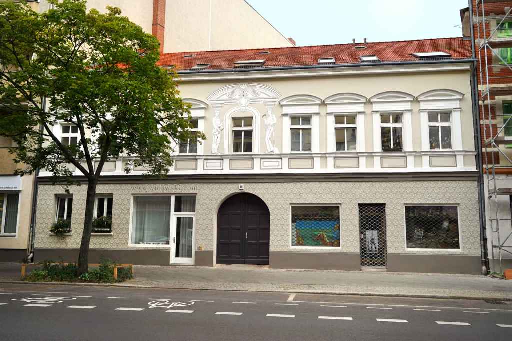 Dana Widawski · Hommage an die Baukunst · 2015 · Kunst am Bau · Berlin-Wedding Dana Widawski · Hommage an die Baukunst · 2015