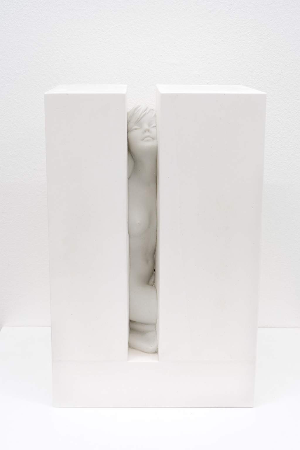 Broken Flower Nr. 3 · 2023 Dana Widawski · Broken Flower Nr. 3 · 2023
