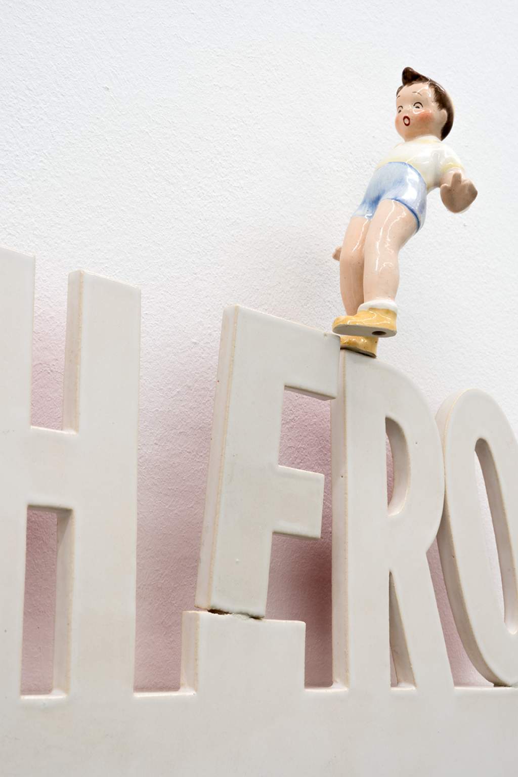 Dana Widawski · Hero · 2023