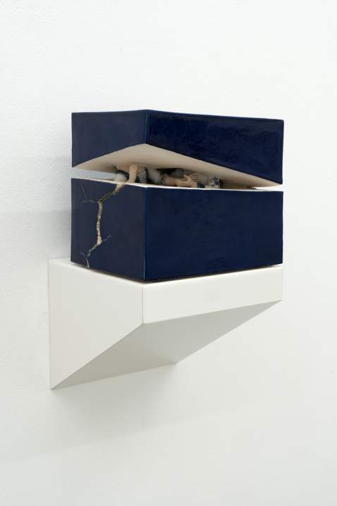 Cancel Culture/FDD Nr. 14/IV · 24,0 x 14,5 x 17,0 cm Dana Widawski, Cancel Culture/FDD Nr. 14/IV, 2022